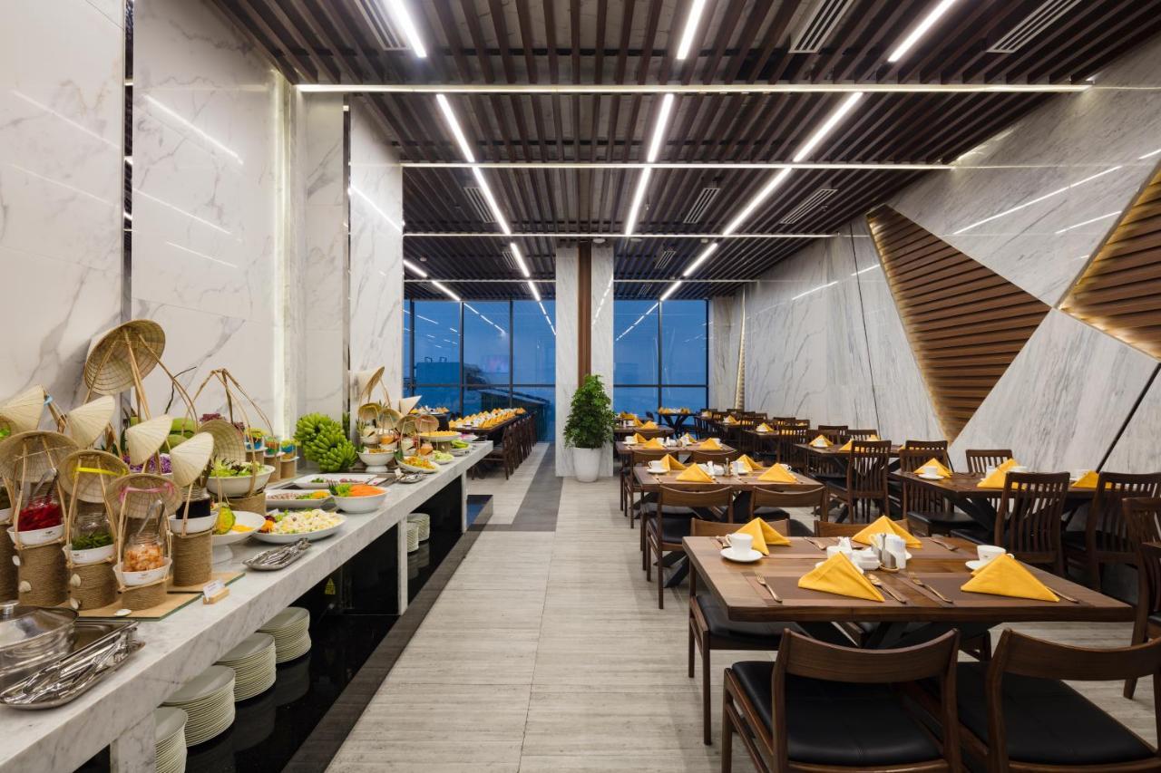 Emerald Bay Hotel & Spa Nha Trang Exterior photo The restaurant