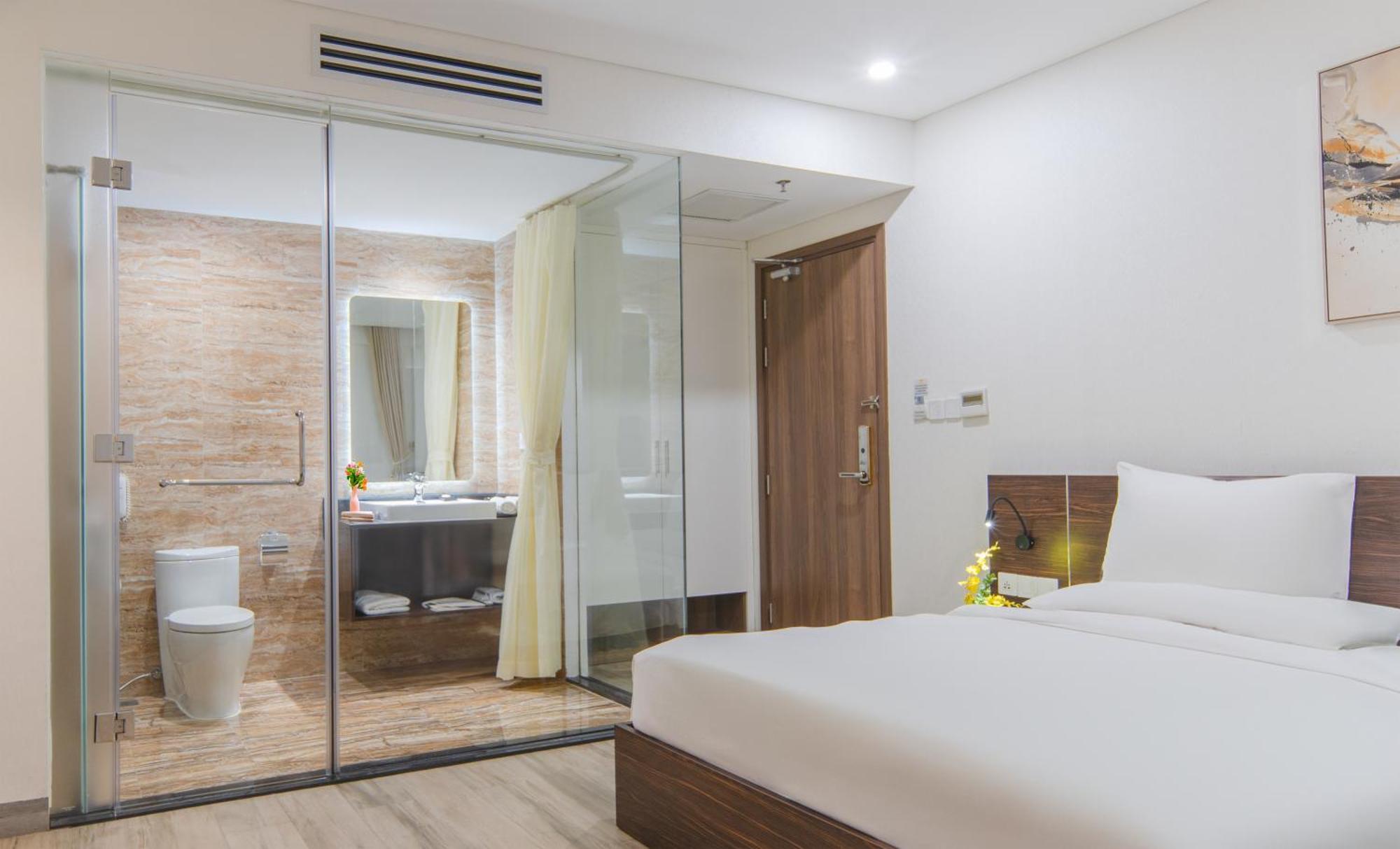 Emerald Bay Hotel & Spa Nha Trang Exterior photo Deluxe Room