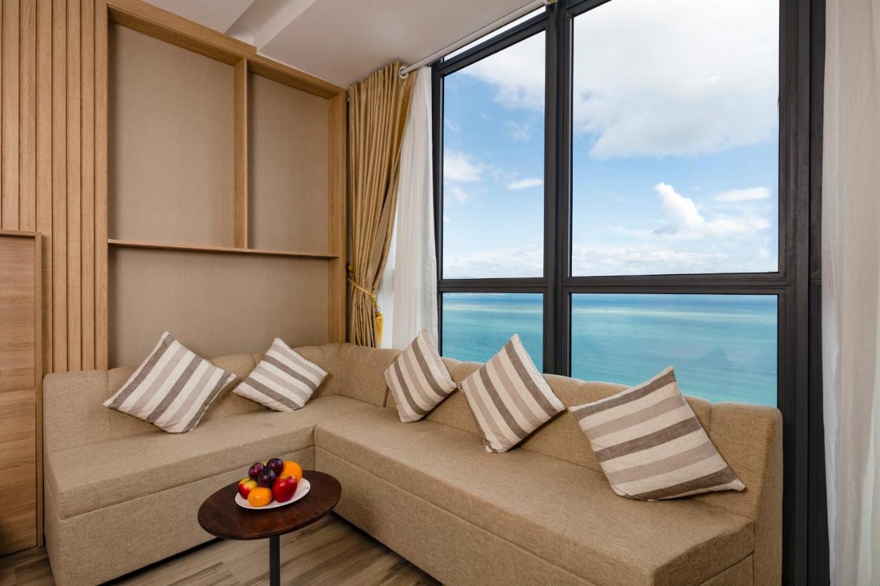 Emerald Bay Hotel & Spa Nha Trang Exterior photo A living room in a hotel