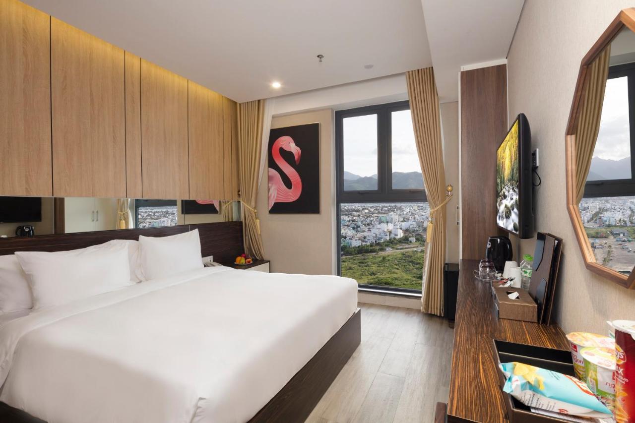 Emerald Bay Hotel & Spa Nha Trang Exterior photo Deluxe Room